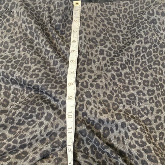 Chico’s Women’s Stretchy Leopard Print High Rise Leggings EUC Sz 16 Black Gray - Picture 8 of 10